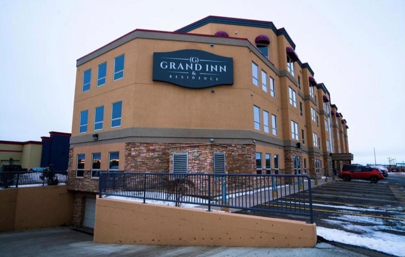 Grand Inn & Residence- Grande Prairie Luaran gambar